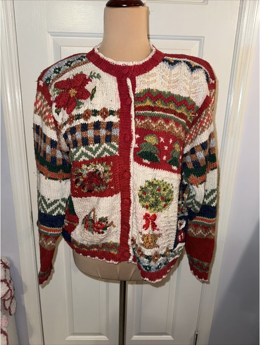 Tiara Petites Medium Knit Cardigan Christmas Sweater Poinsettia Wreath Heart